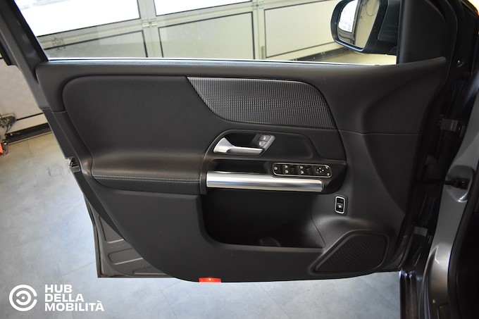 MERCEDES-BENZ B 220 d Automatic 4Matic Sport Plus